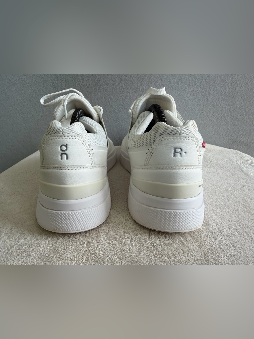On Cloud The Roger Advantage Sneakers s10M Men’s Swiss Engineering White Leather - Picture 4 of 14